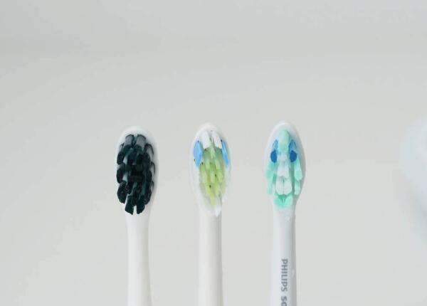 飛利浦電動牙刷頭真假辨別：飛利浦電動牙刷刷頭如何查真假？