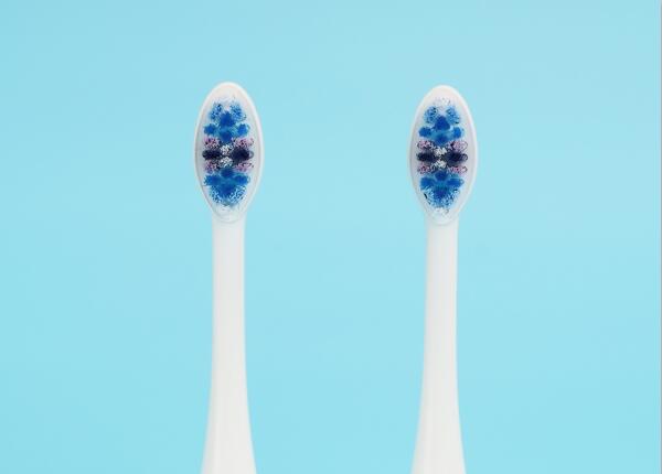電動(dòng)牙刷刷頭什么形狀好？平的好還是不平的好？