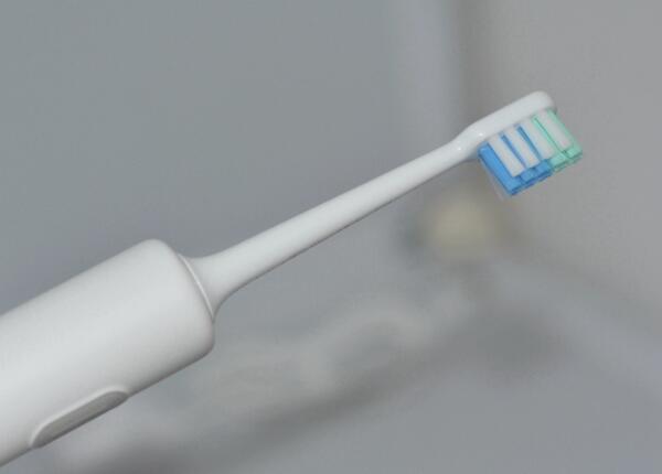 電動牙刷要用牙膏嗎？電動牙刷使用常識科普