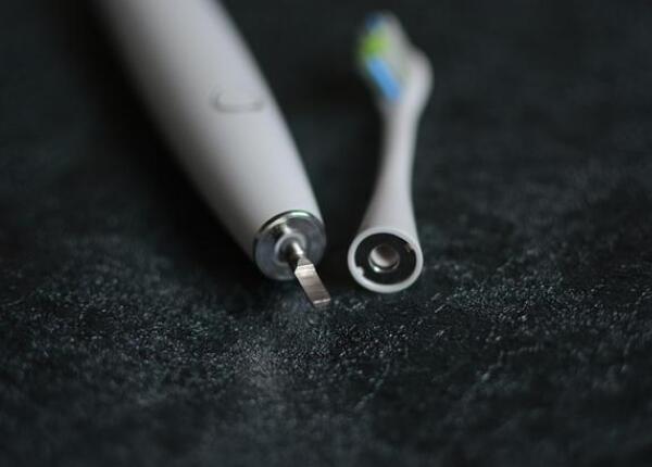 怎么樣使用小米電動牙刷？小米電動牙刷使用正確方法分享