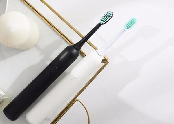 硅膠磁懸浮電動牙刷好用嗎？這款電動牙刷煥發(fā)你潔白笑容