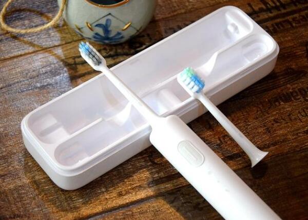 電動牙刷沒開封放久了電池會壞嗎？電動牙刷使用注意事項解析
