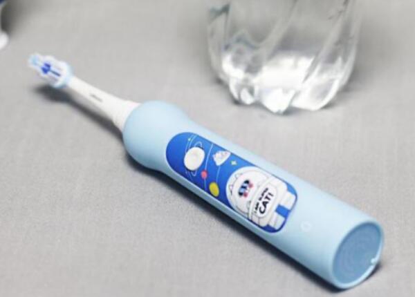 充電式兒童電動牙刷使用事項(xiàng)